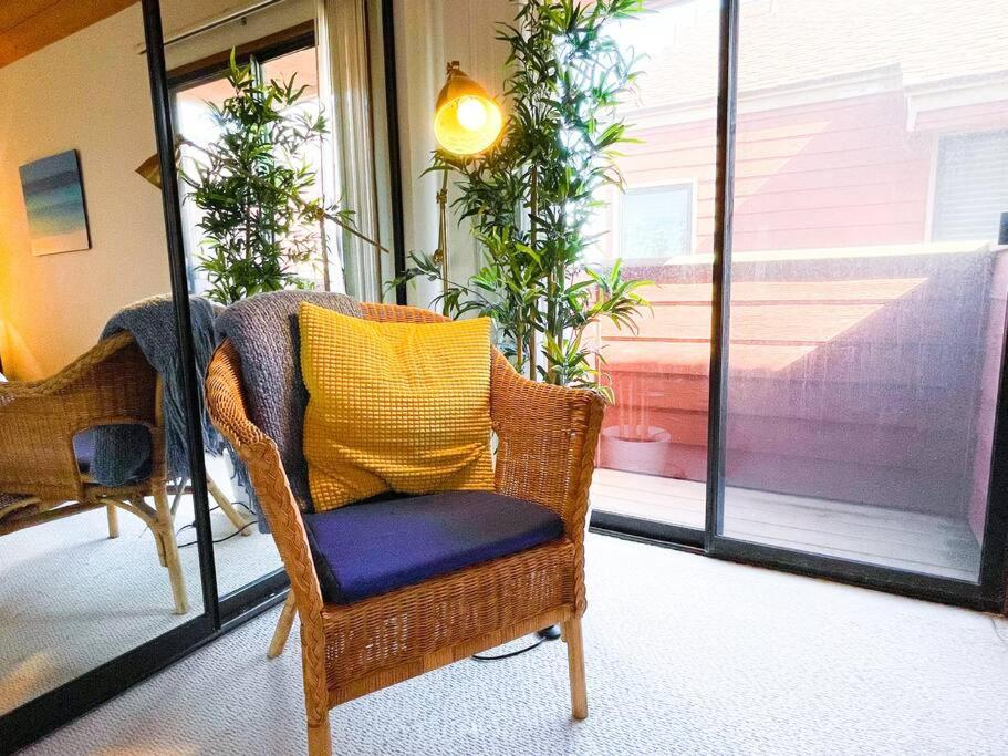Ib Seaside Paradise W/ Ocean Views! *