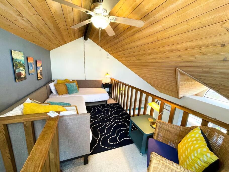 Ib Seaside Paradise W/ Ocean Views!