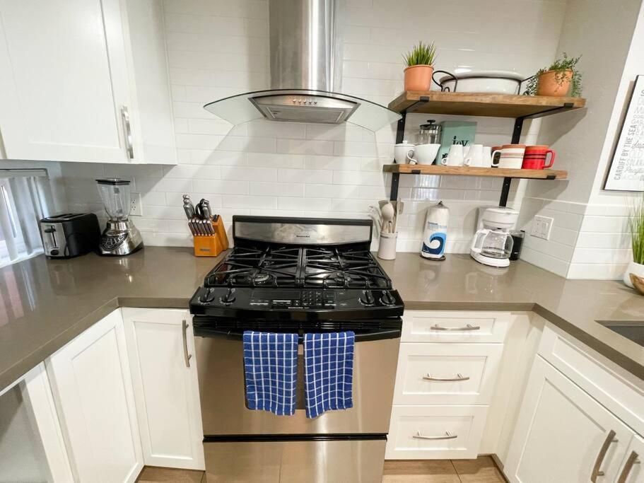 Ib Seaside Paradise W/ Ocean Views! Imperial Beach